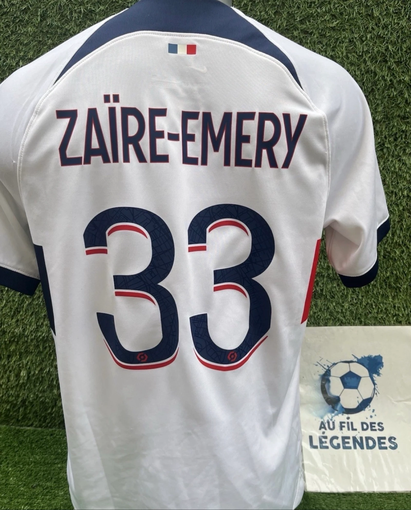 Maillot zair emery PSG 